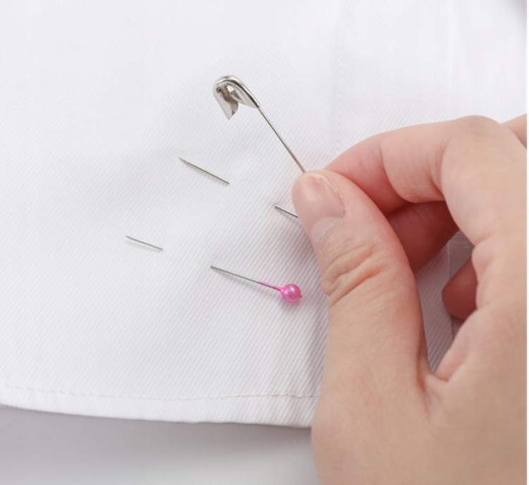 Zestaw przybornik krawiecki do szycia 98 elementów